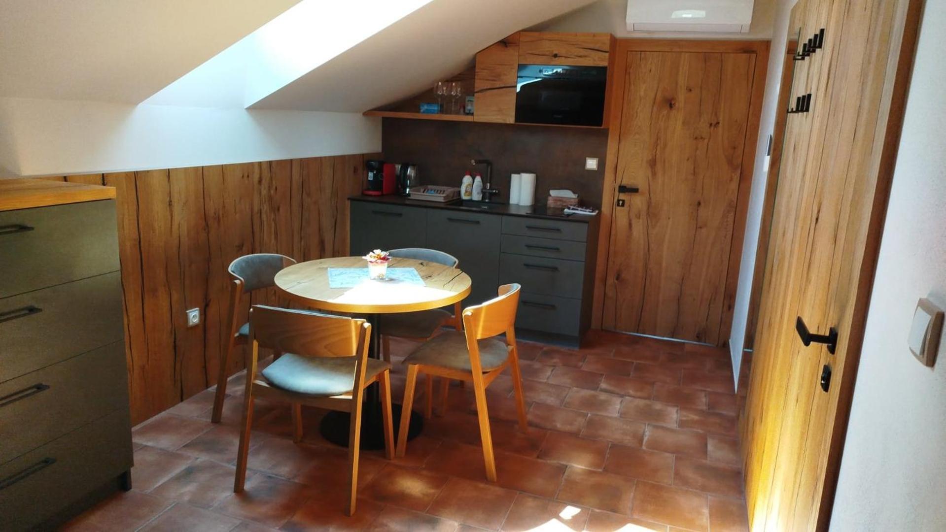Sklep Vino Strycek Guest House Velké Bílovice Eksteriør bilde