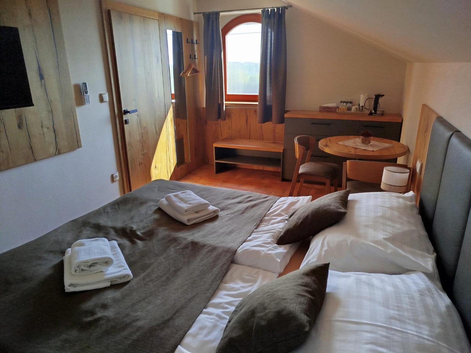 Sklep Vino Strycek Guest House Velké Bílovice Eksteriør bilde